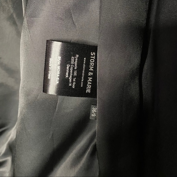💥24 HR CLEAR-OUT💥 Storm & Marie Jacket - Picture 4 of 5